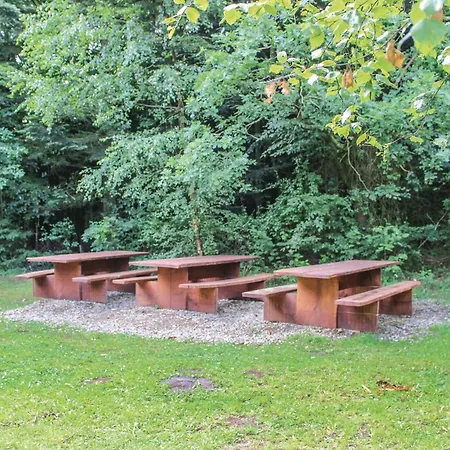 In アパート *